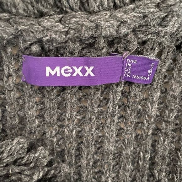 Mexx Charcoal Gray Fringed Cardigan Sweater size Small - Picture 4 of 8